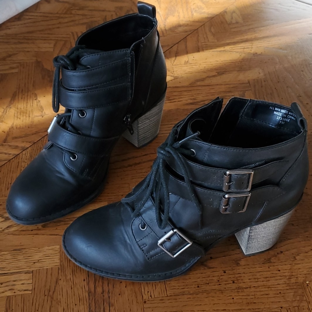 Women's Diba Boots Size 7
